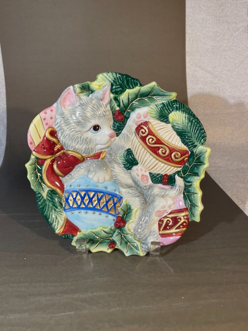 Fitz and Floyd Essentials Kristmas Kitty Canape Plate NEW Red Gift Box. (2054)